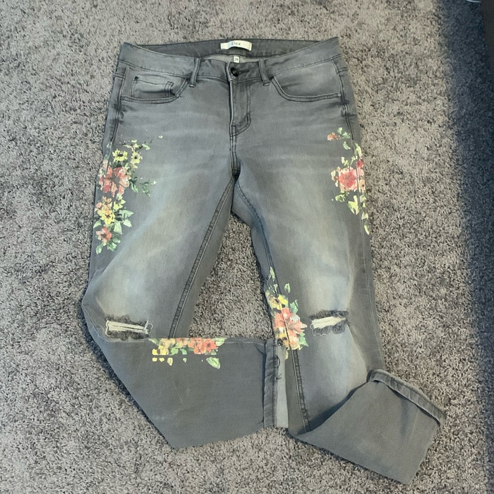 Dex Gray Floral Jeans Size 29 EUC